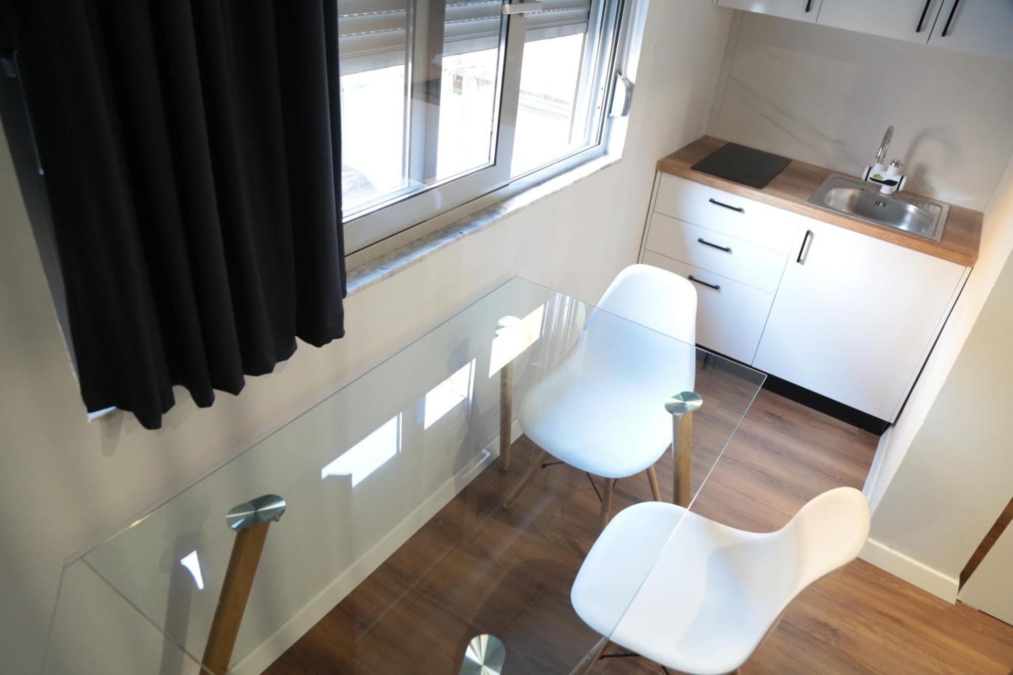 Be Solei Studio Apartments Sol 1 Tirana Bagian luar foto